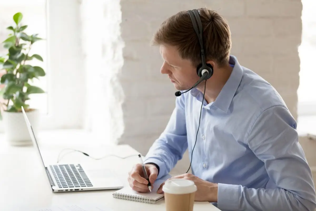 How Call Centers Can Implement Active Listening Strategies
