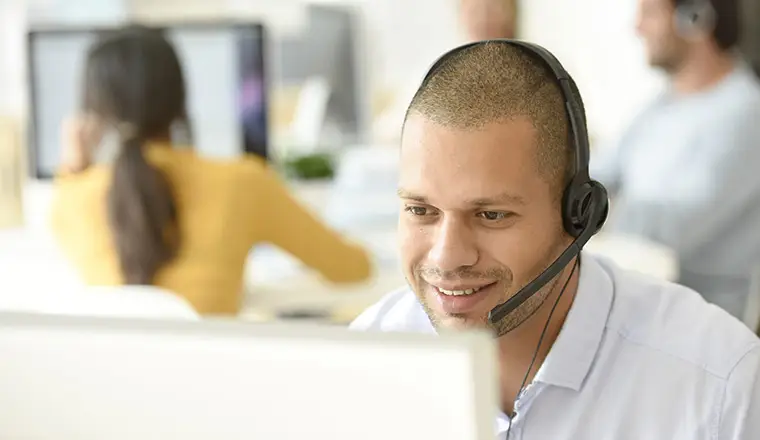 The Future of Customer Service: Balancing Technology and Humanity